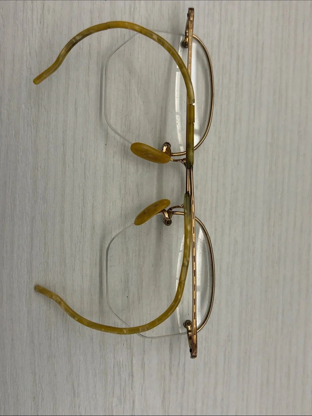 Vintage Shuron Gold-Tone Rimless Eyeglass Bridge